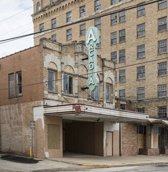 Arcadia Theater, Temple