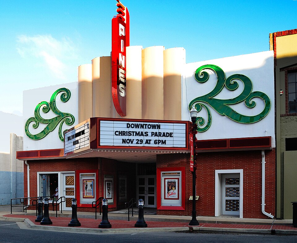 Pines Theater, Lufkin