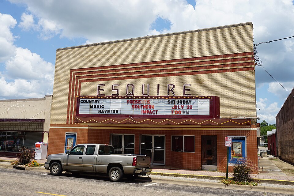 Esquire Theater, Carthage