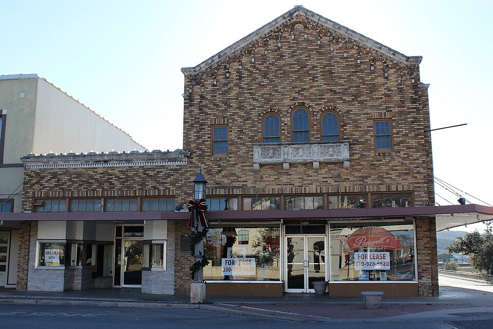 Pampell's Opera House, Kerrville