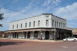 Thiele, J., Building, Miles