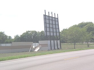Crossroads Drive-In, Shiner