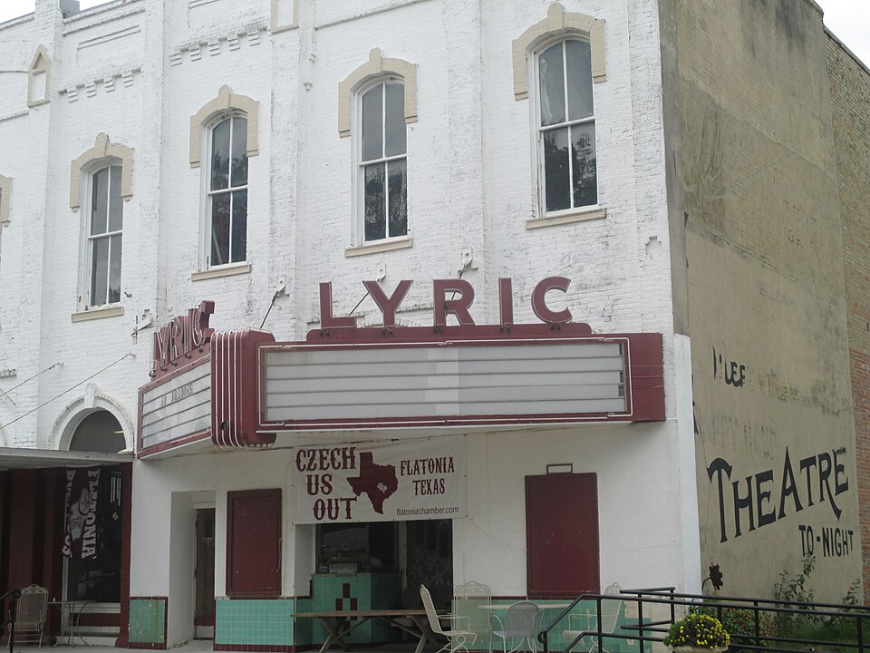 Lyric Theater, Flatonia