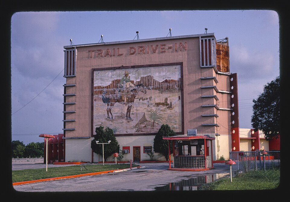 Trail Drive-In, San Antonio